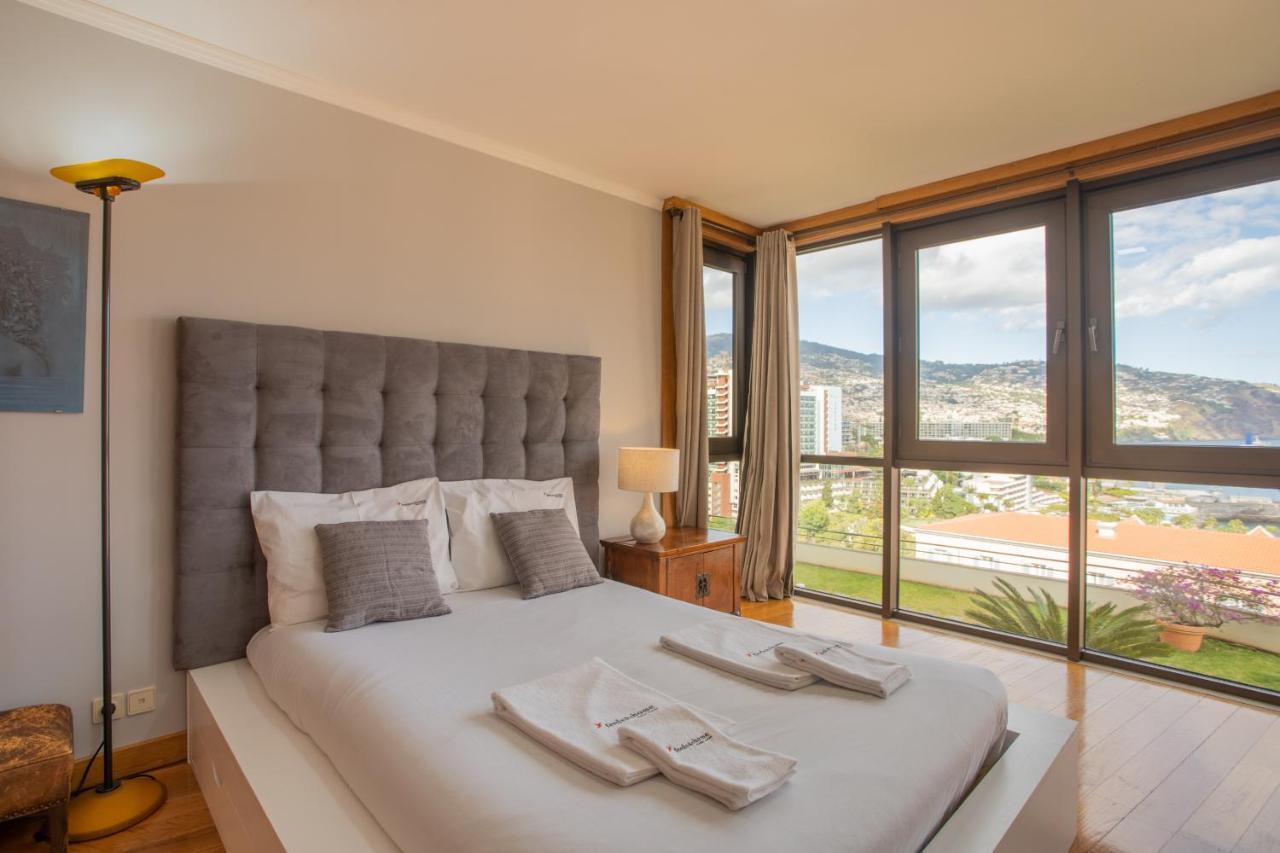 Flh Funchal Amazing Sea View Apartment With Pool Luaran gambar