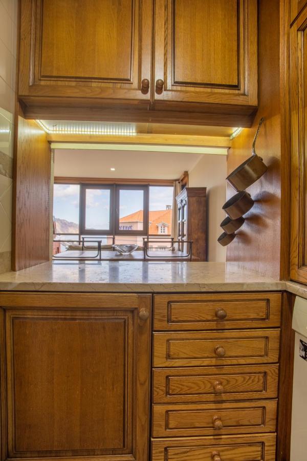 Flh Funchal Amazing Sea View Apartment With Pool Luaran gambar