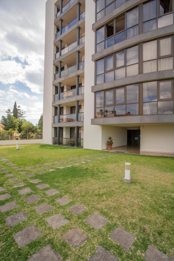 Flh Funchal Amazing Sea View Apartment With Pool Luaran gambar
