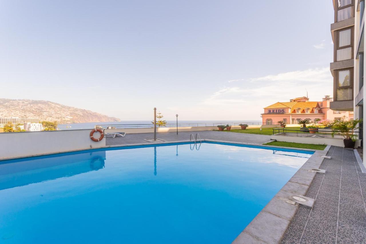 Flh Funchal Amazing Sea View Apartment With Pool Luaran gambar
